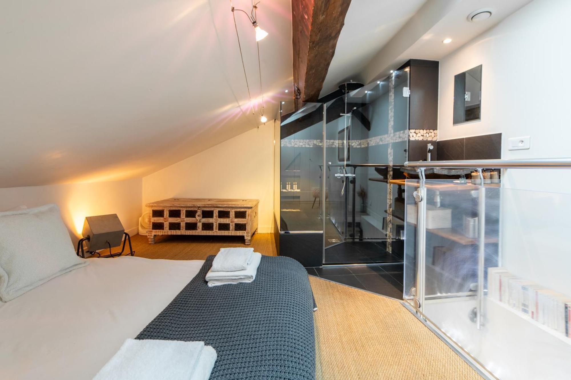 Amazing Loft In The Vibrant Area Near The Famous Bastille's Place Appartamento *
